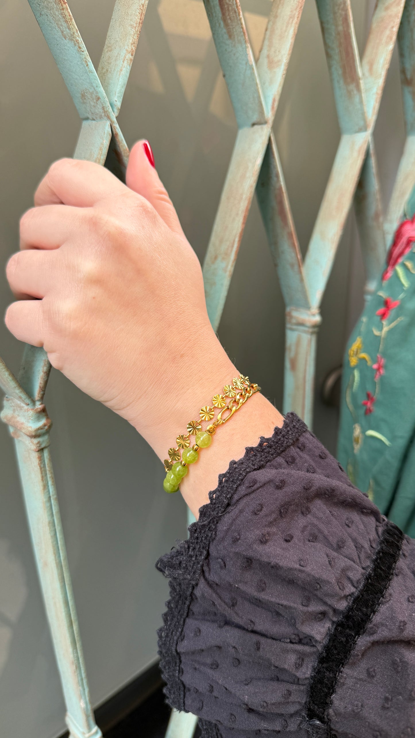 Pulsera bolas verde claro